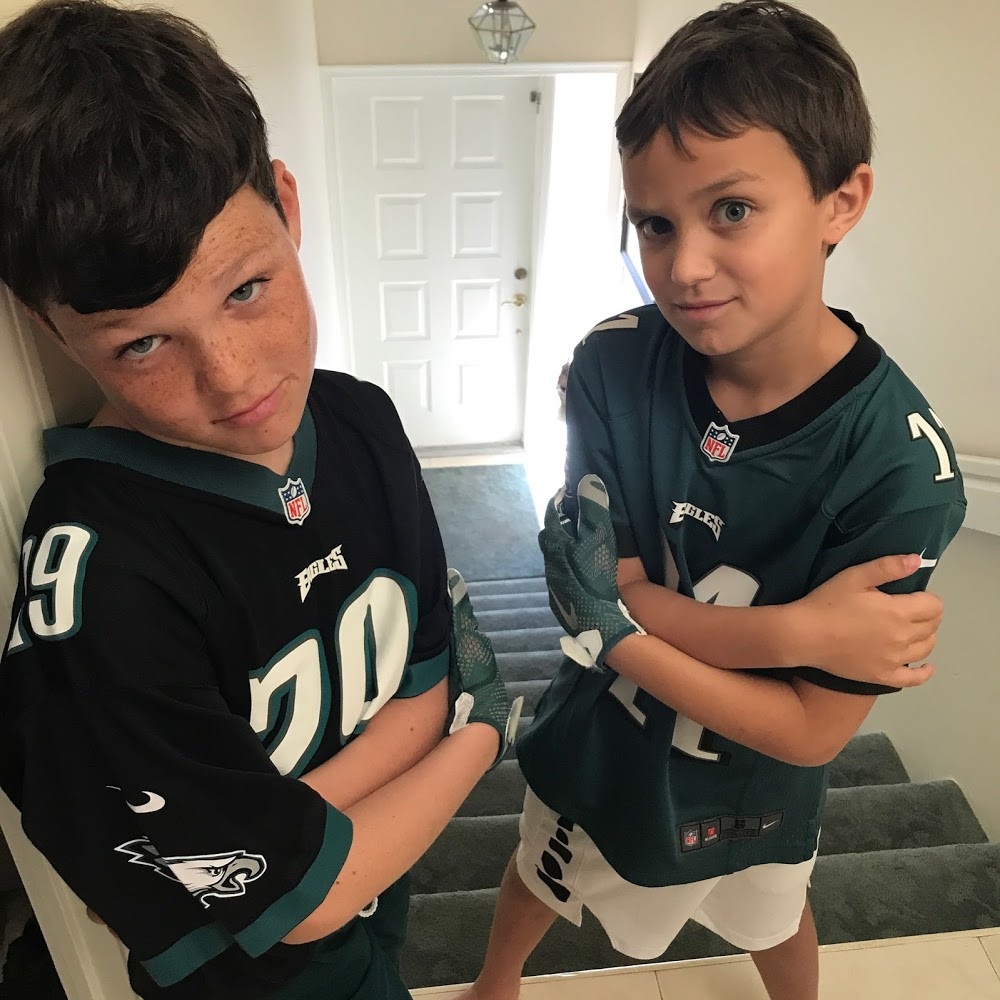 Meet your Posher, Puppetboys